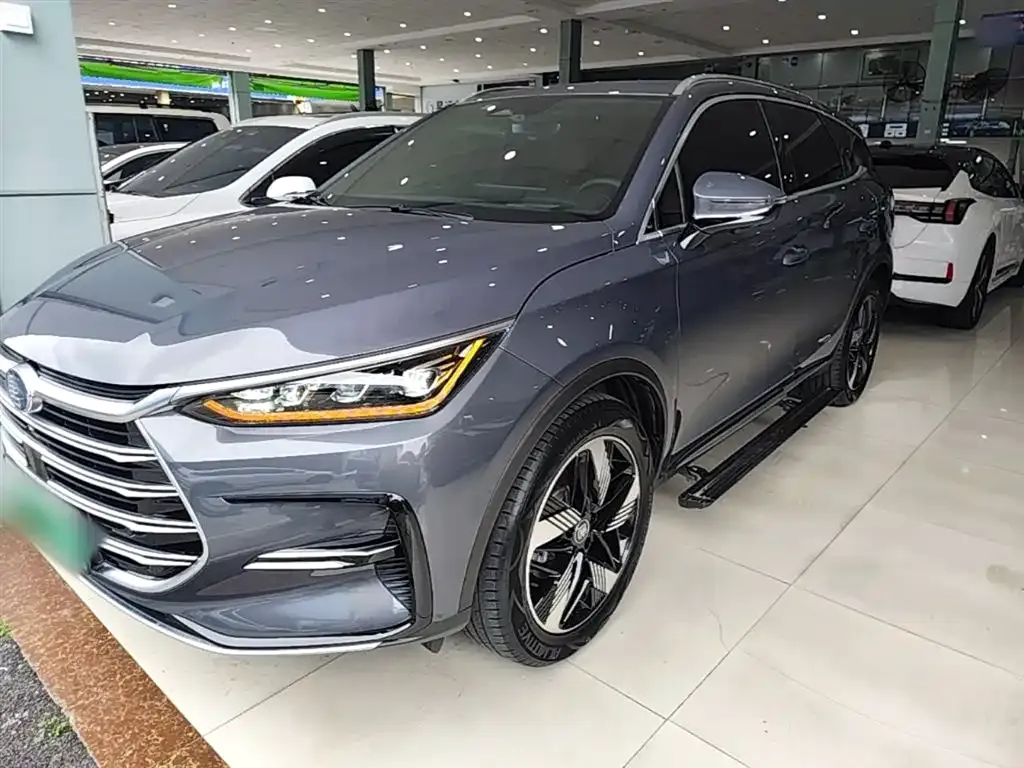 BYD Tang New Energy — фото 1