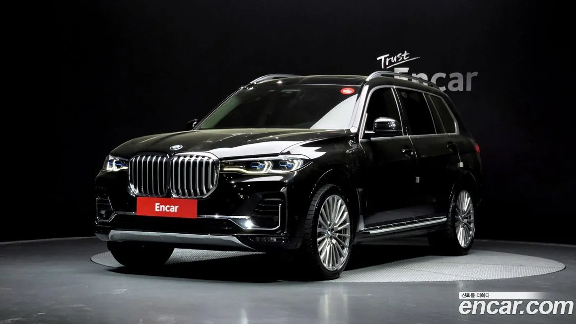 BMW X7 — фото 1