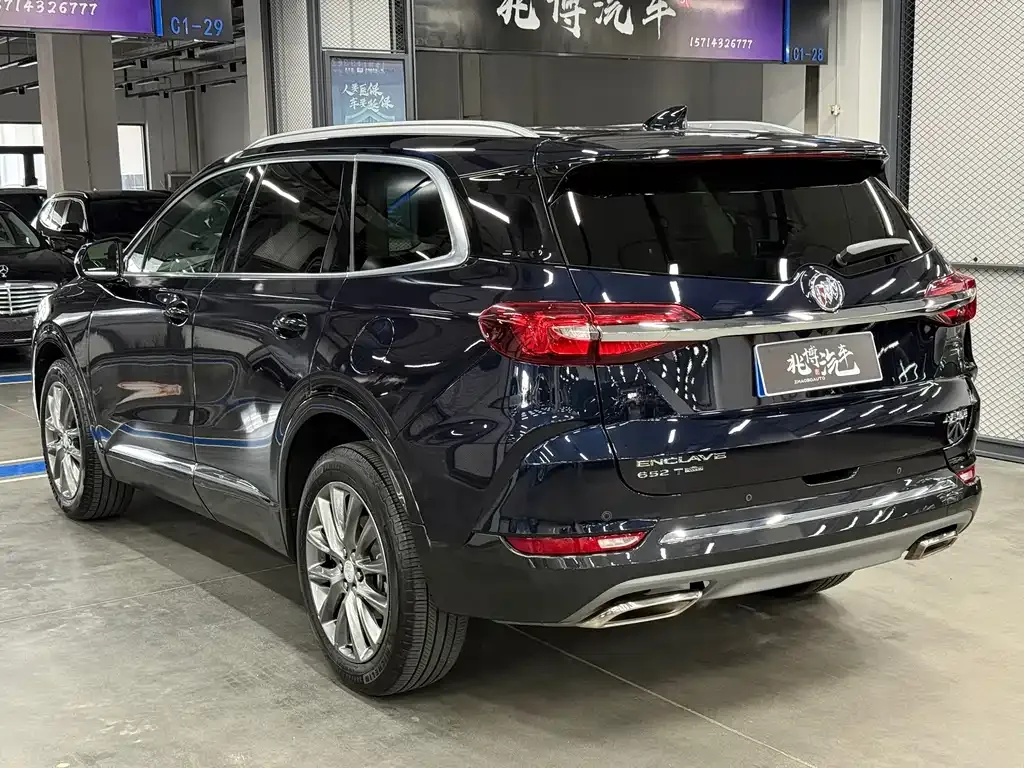 Buick Enclave — фото 8