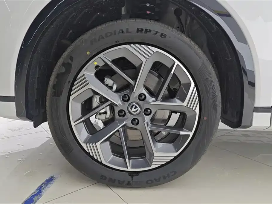 Changan CS75PLUS — фото 10