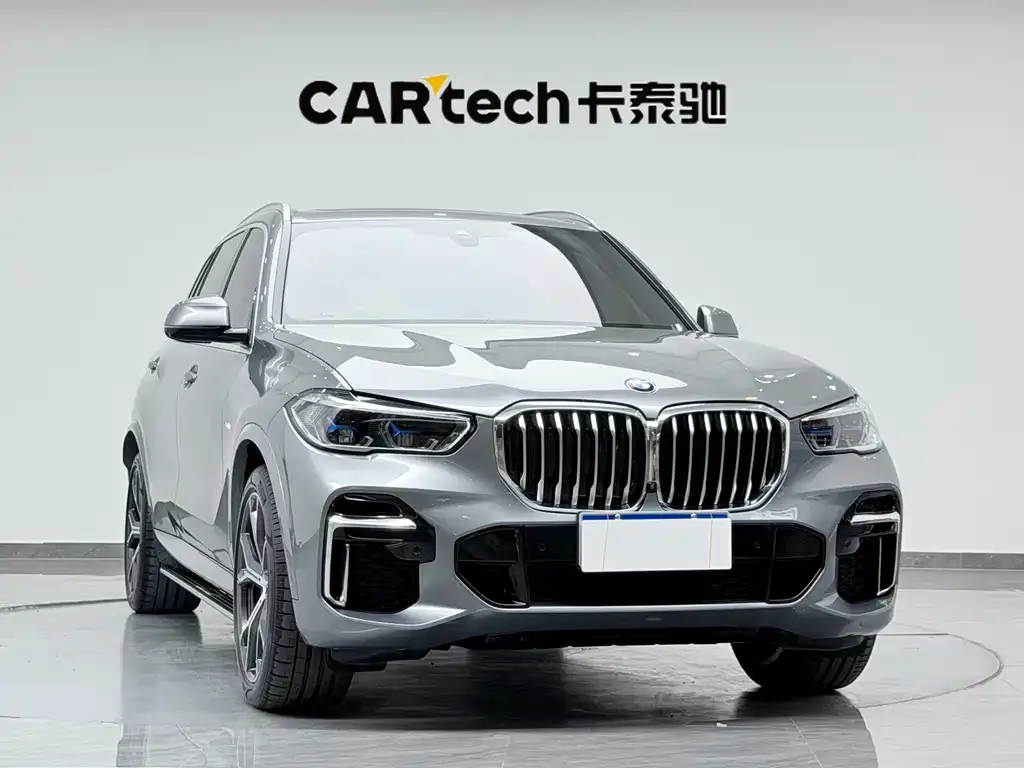 BMW X5 — фото 8