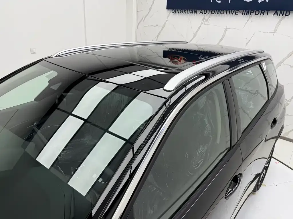 Peugeot 5008 — фото 10