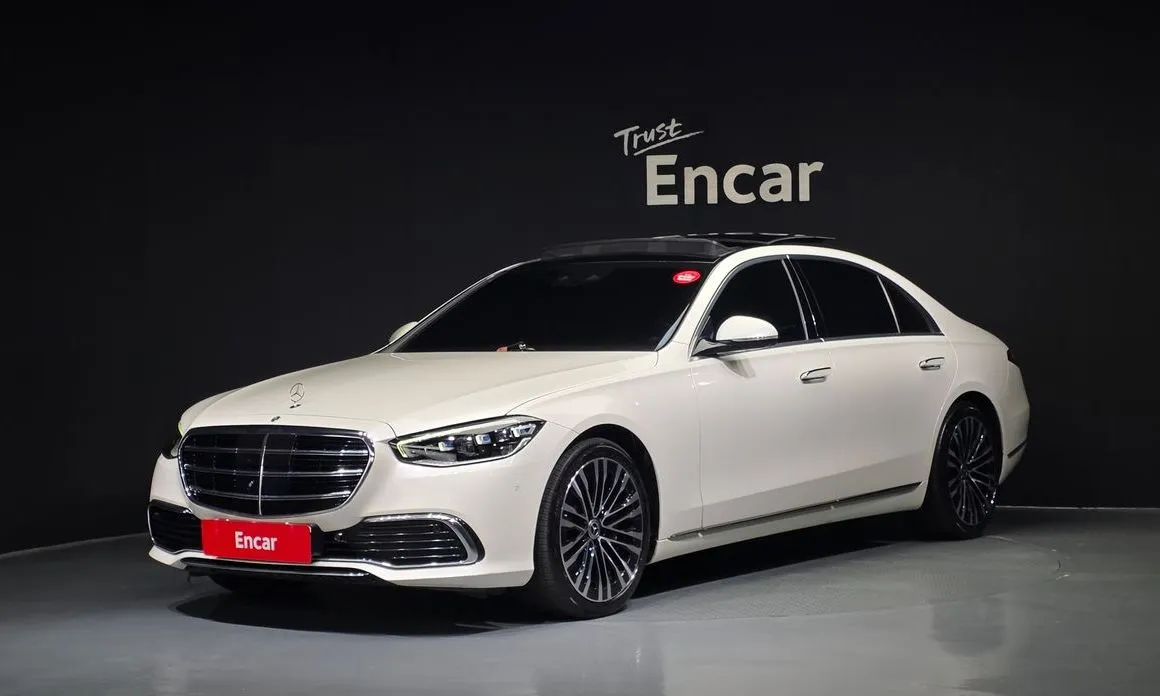 Mercedes-Benz S-Class — фото 1