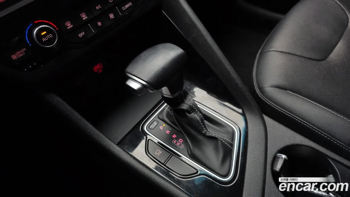 Kia Niro — фото 3