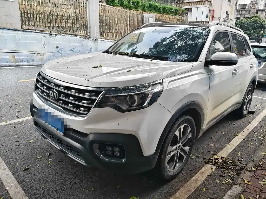 Kia Sportage — фото 1