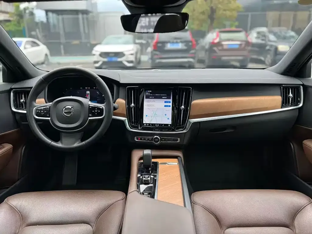 Volvo S90 — фото 9