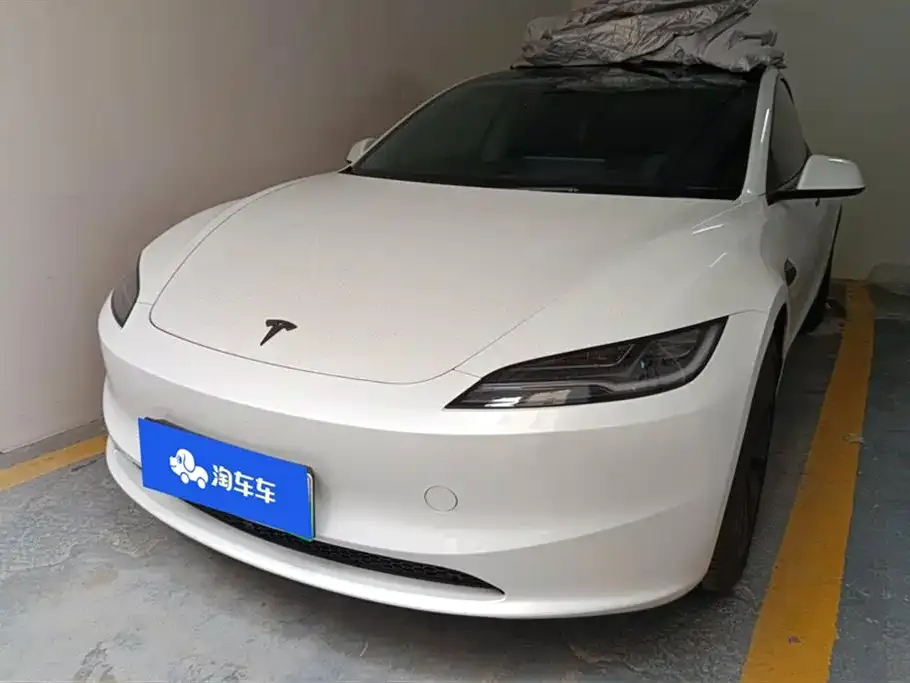 Tesla Model 3 — фото 1