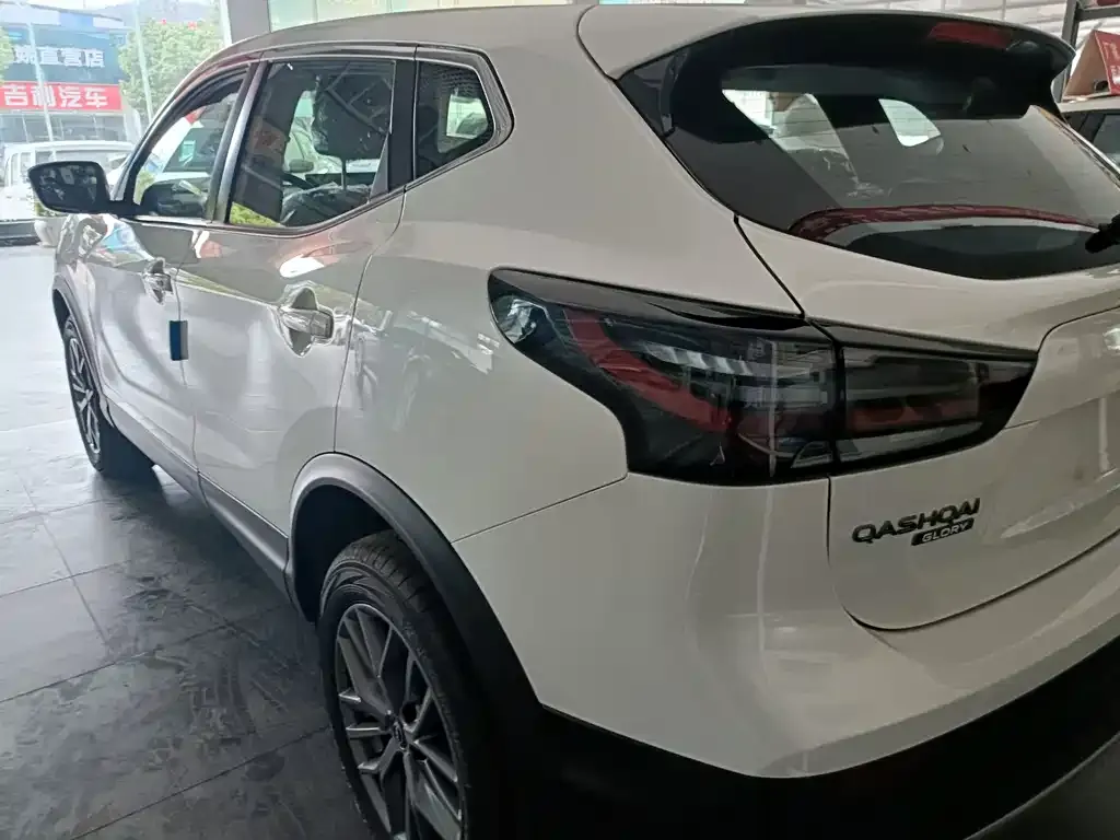 Nissan Qashqai — фото 3