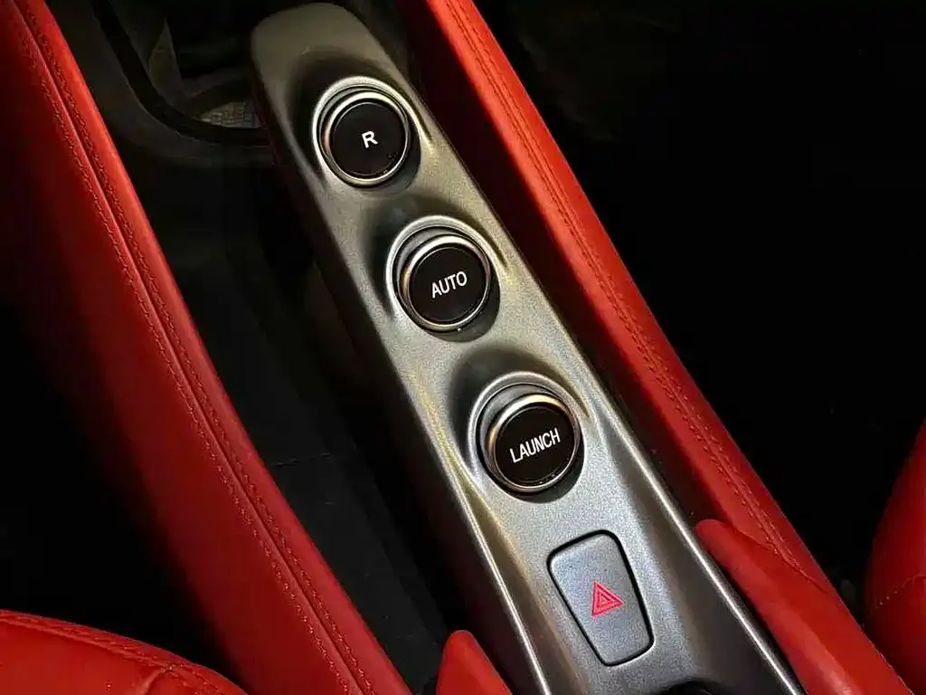 Ferrari F8 — фото 3