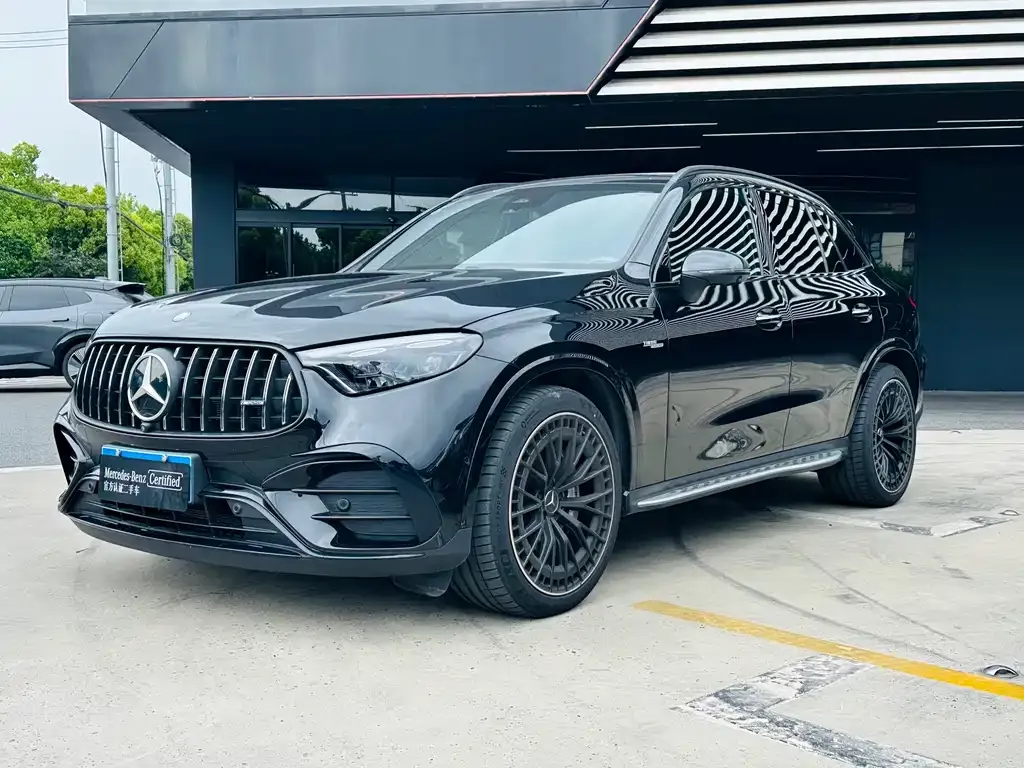 Mercedes-Benz GLC AMG — фото 1