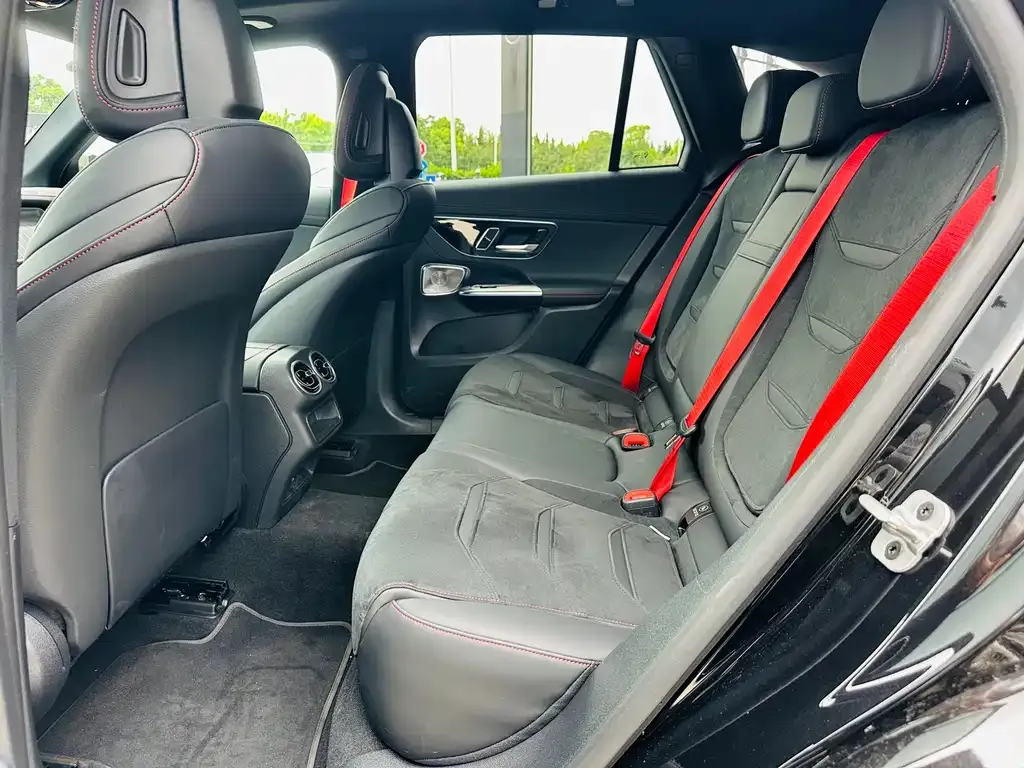 Mercedes-Benz GLC AMG — фото 8