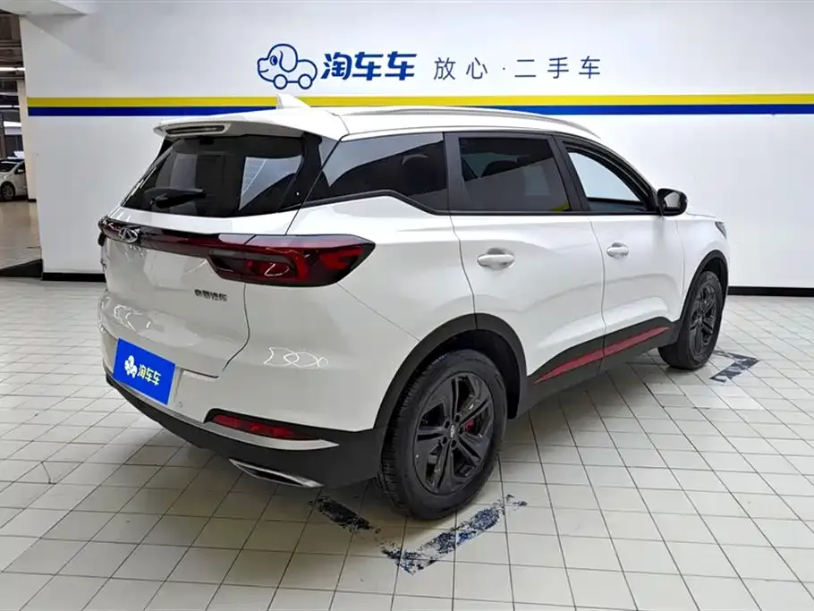 Chery Tiggo 7 — фото 8