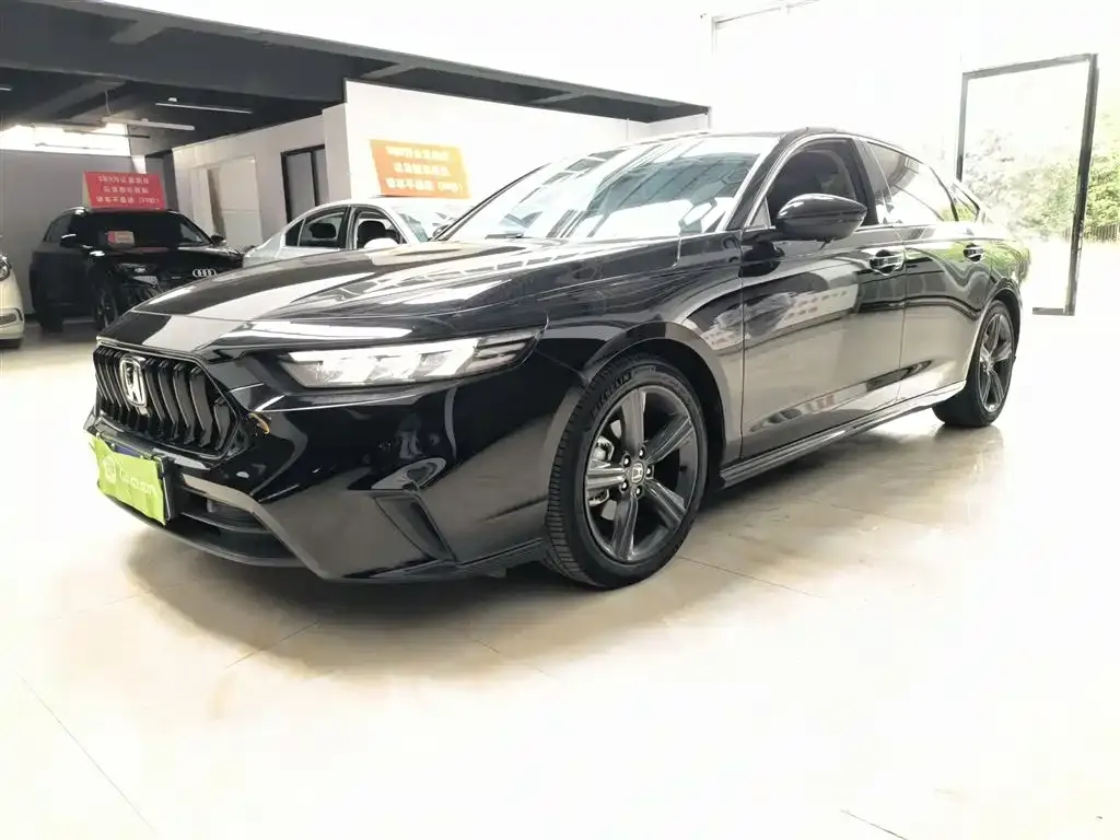 Honda Inspire — фото 1