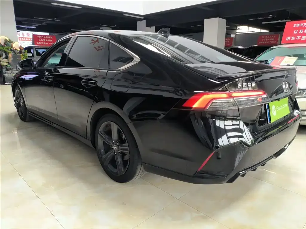 Honda Inspire — фото 10