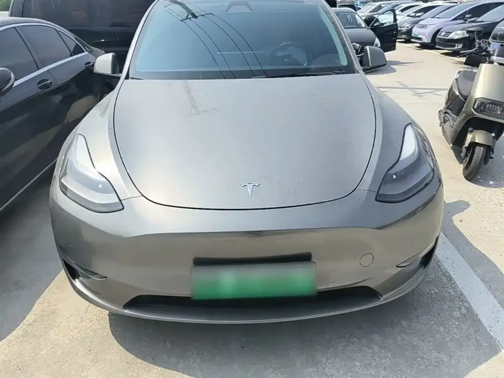 Tesla Model Y — фото 4