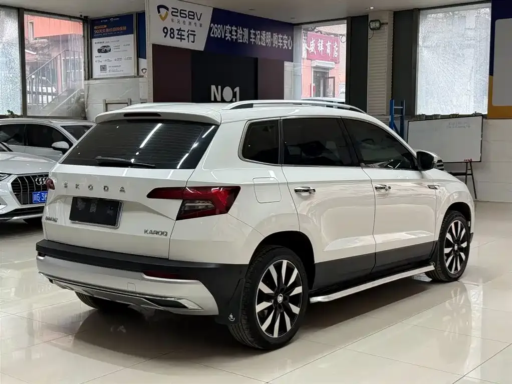 Skoda Karoq — фото 8