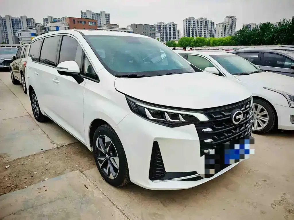 GAC Motor Trumpchi M6 — фото 9