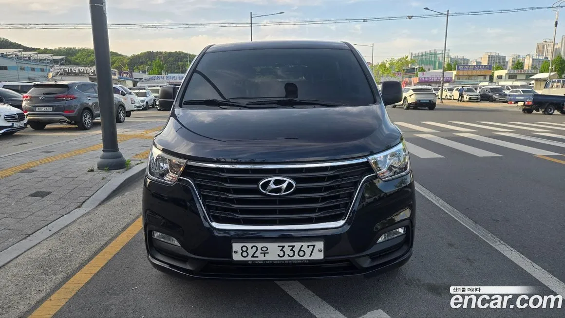 Hyundai Starex — фото 9