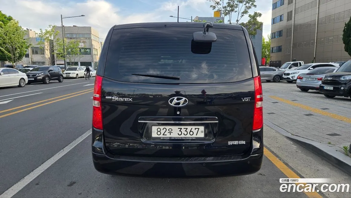 Hyundai Starex — фото 5