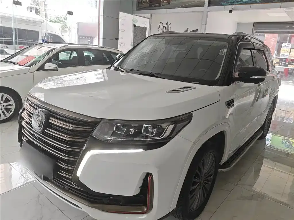 Changan CS95 — фото 10