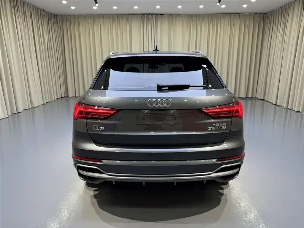Audi Q3 — фото 4