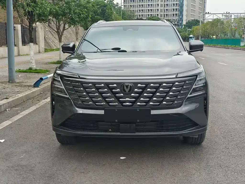 Changan CS75PLUS — фото 10