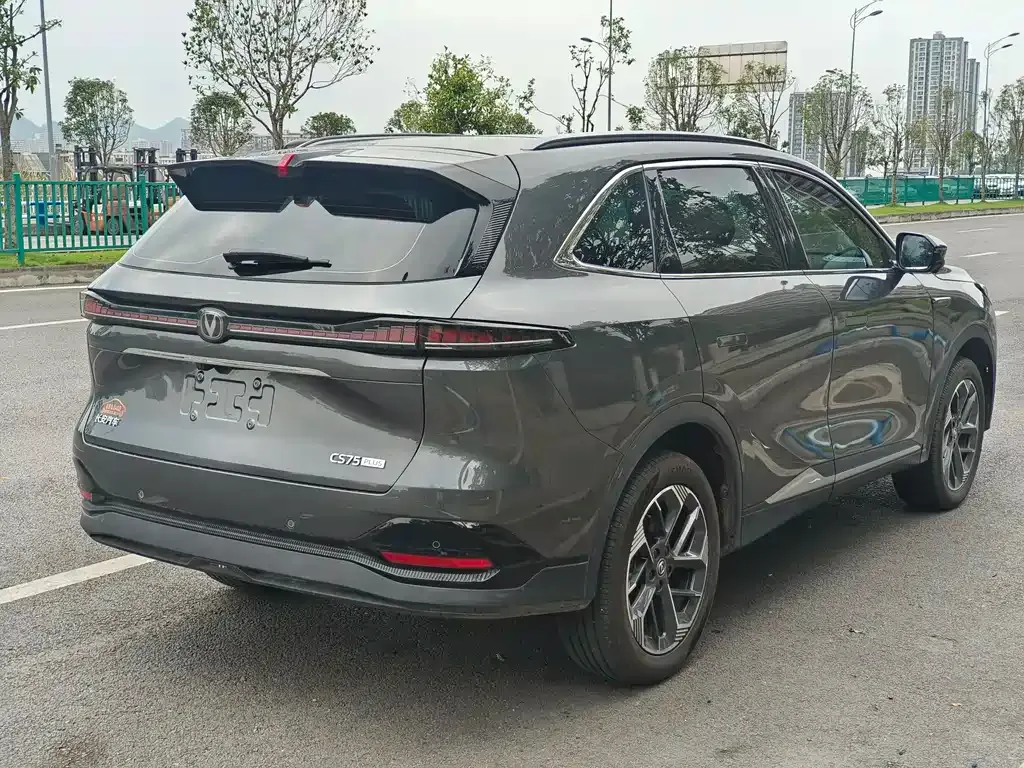 Changan CS75PLUS — фото 9