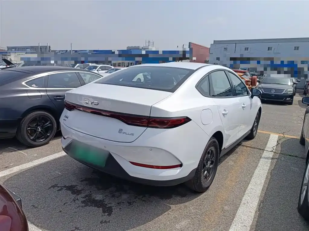 BYD Qin PLUS — фото 6