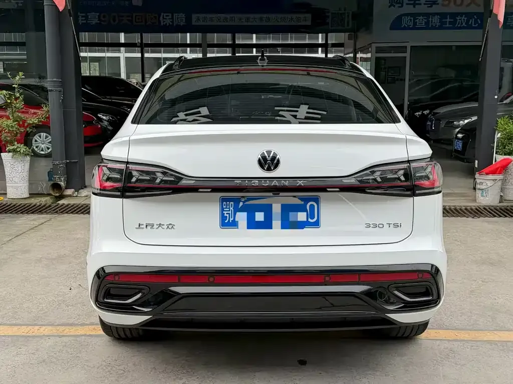 Volkswagen Tiguan X — фото 2
