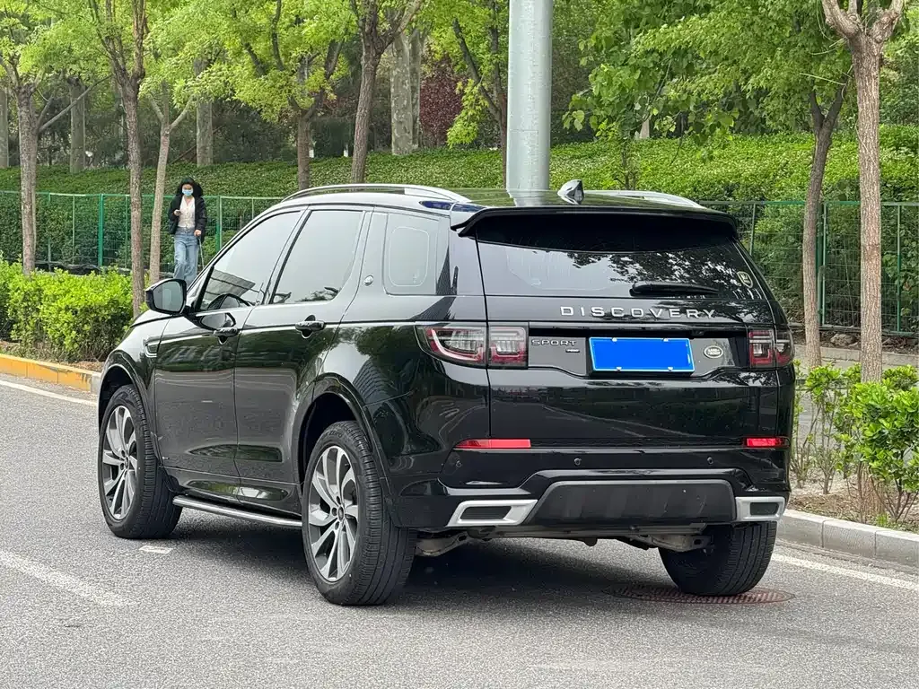Land Rover Discovery Sport — фото 10