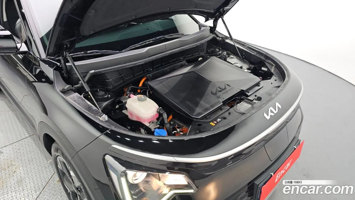 Kia Niro — фото 10