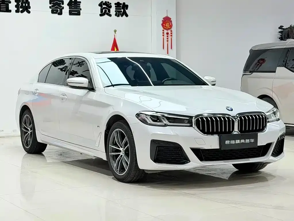 BMW 5 Series — фото 2