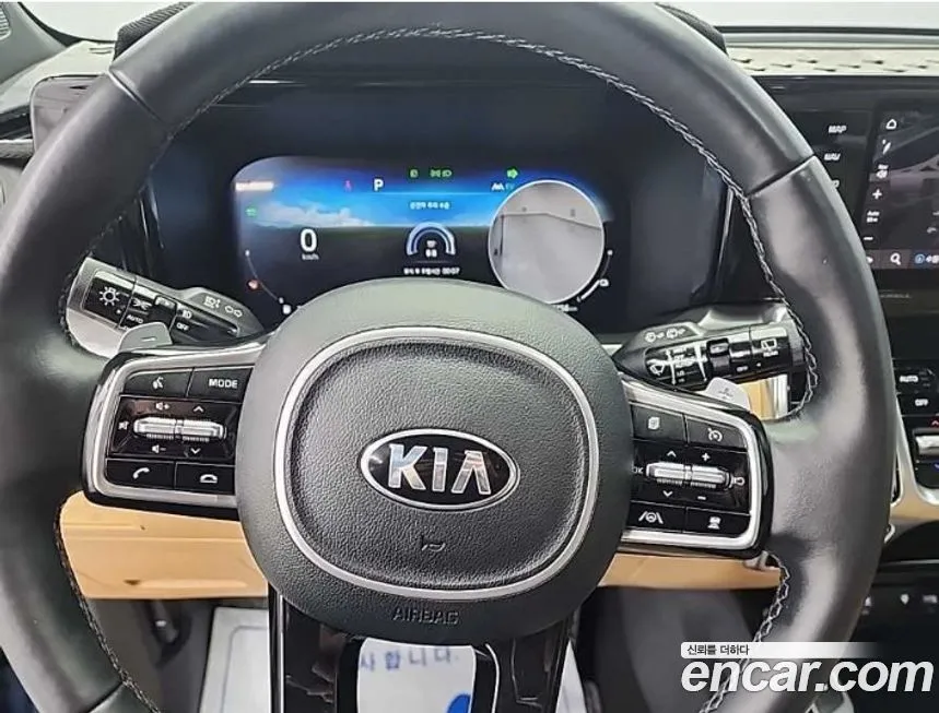 Kia Sorento — фото 9