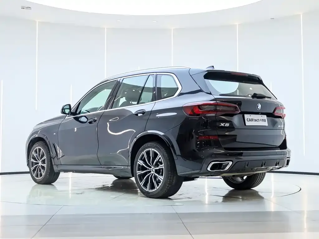 BMW X5 (Import) — фото 9