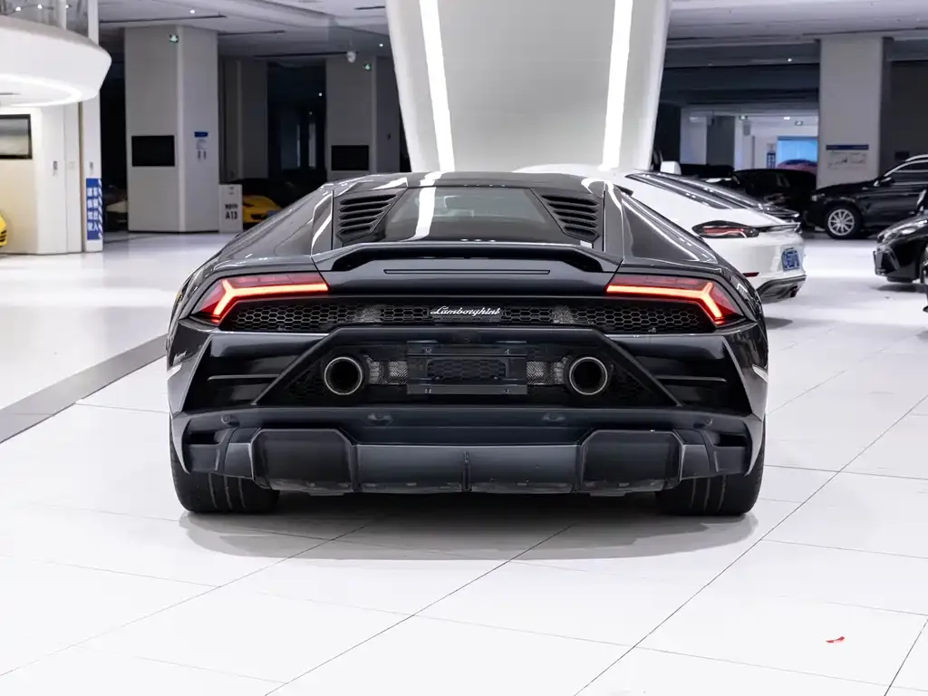 Lamborghini Huracan — фото 2