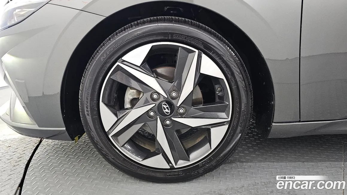 Hyundai AVANTE — фото 6