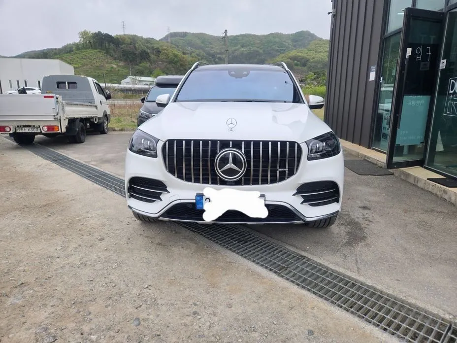 Mercedes-Benz GLS-Class — фото 1