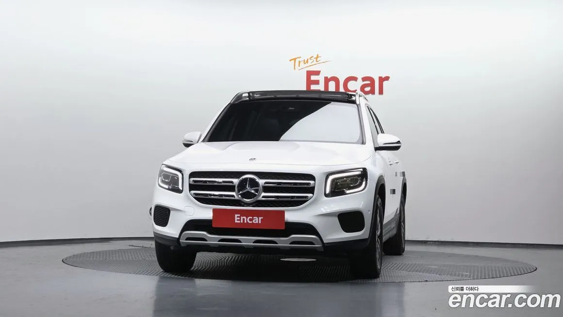 Mercedes-Benz GLB-Class — фото 4