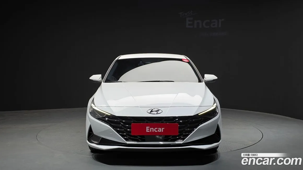 Hyundai AVANTE — фото 2