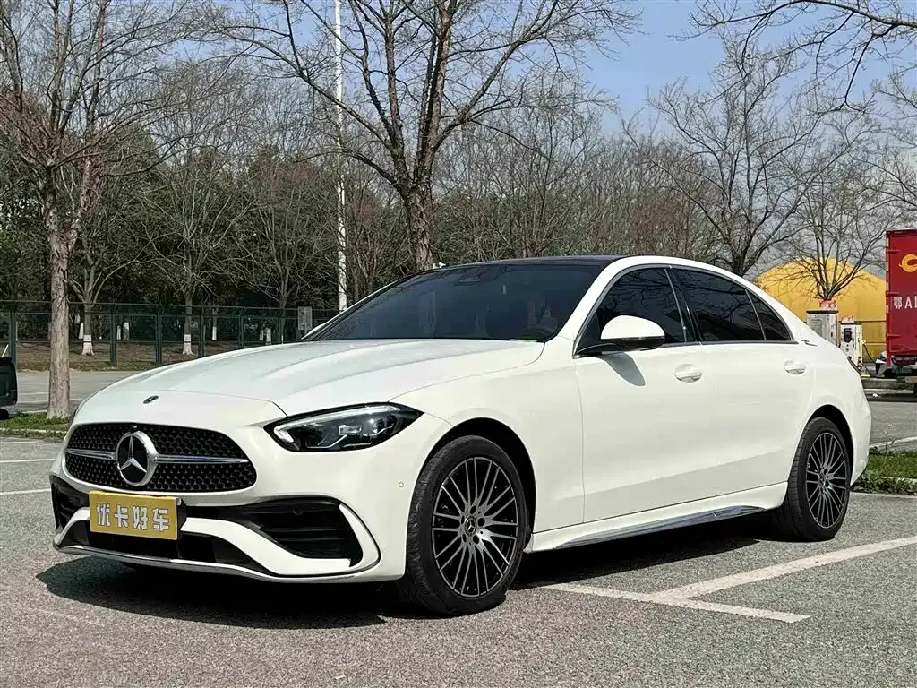 Mercedes-Benz C-Class — фото 1