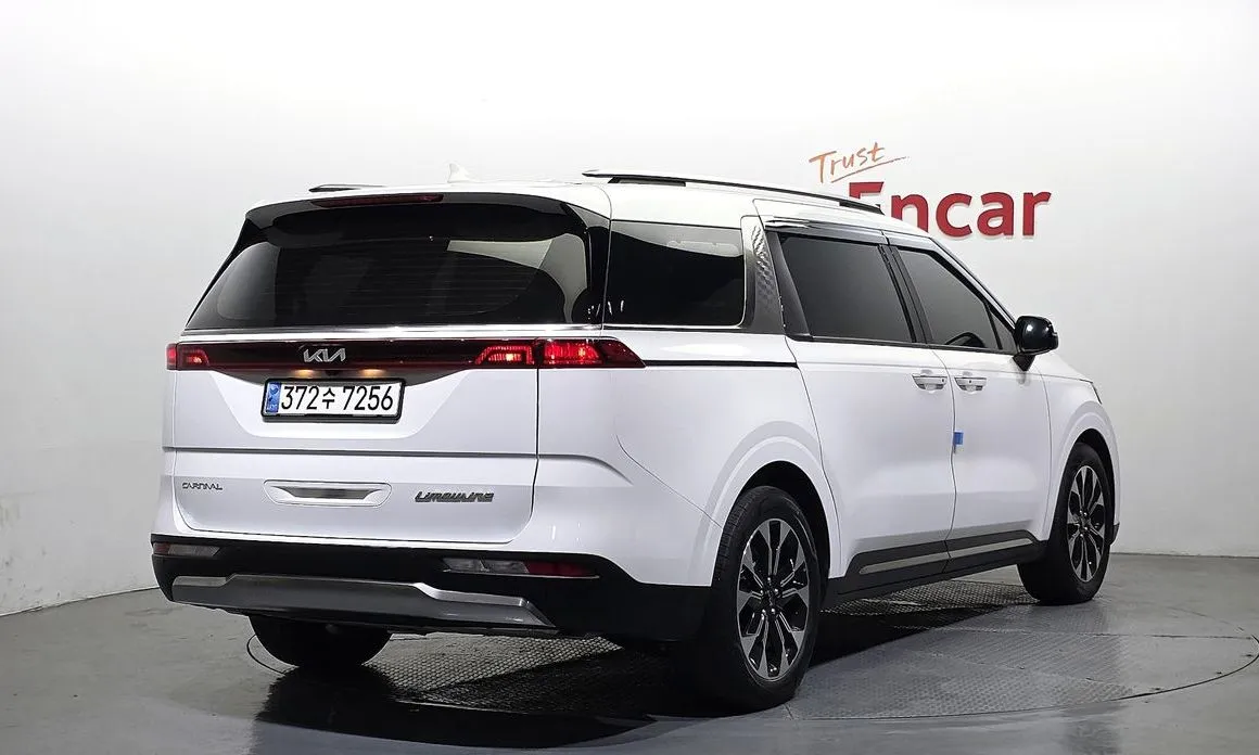 Kia Carnival — фото 2