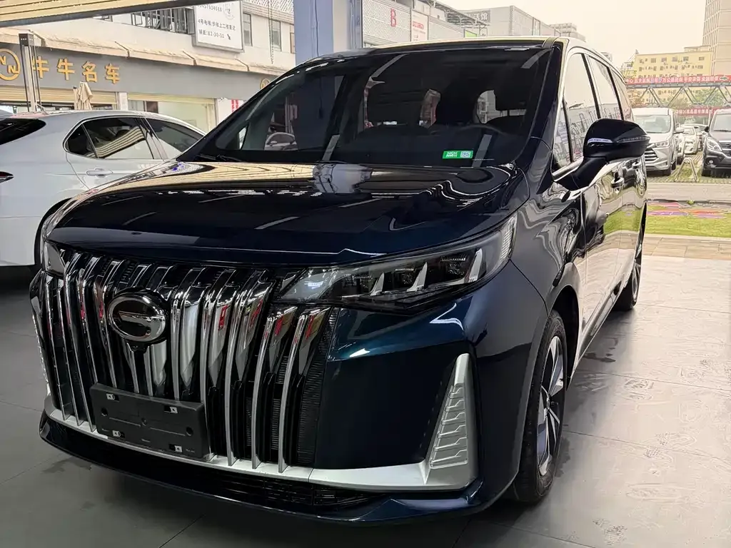 GAC Motor Trumpchi M6 — фото 1
