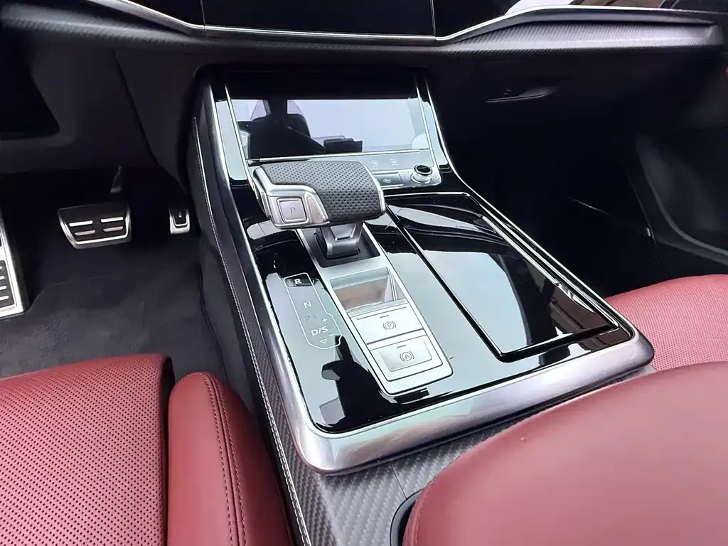 Audi SQ7 — фото 3