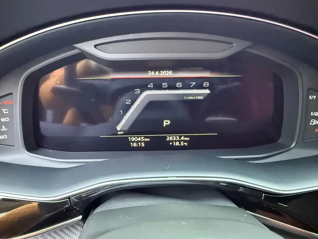 Audi SQ7 — фото 10
