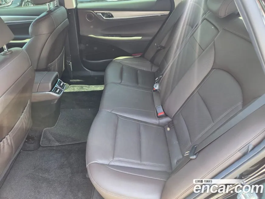 Hyundai Grandeur — фото 10