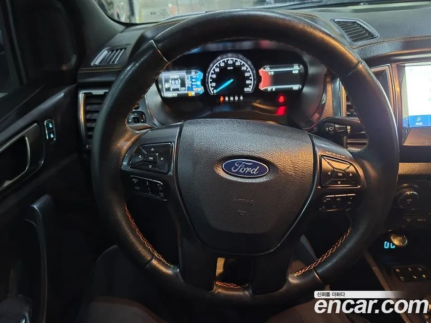 Ford Ranger — фото 10