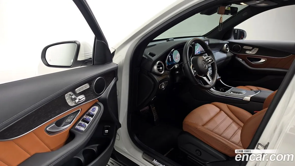 Mercedes-Benz GLC-Class — фото 10