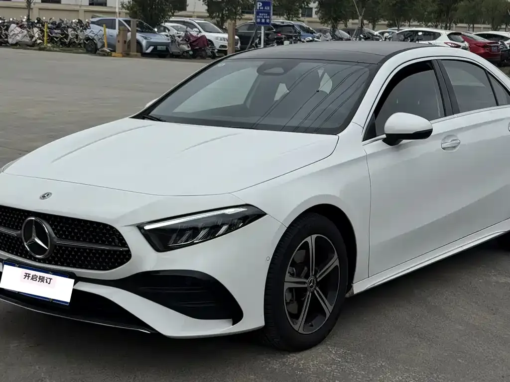 Mercedes-Benz A-Class — фото 1