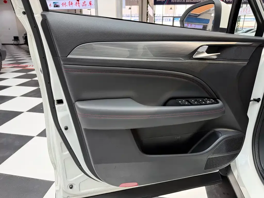GAC Motor GS4 Plus — фото 9