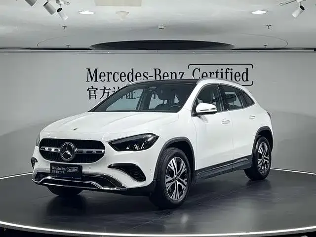 Mercedes-Benz GLA — фото 1